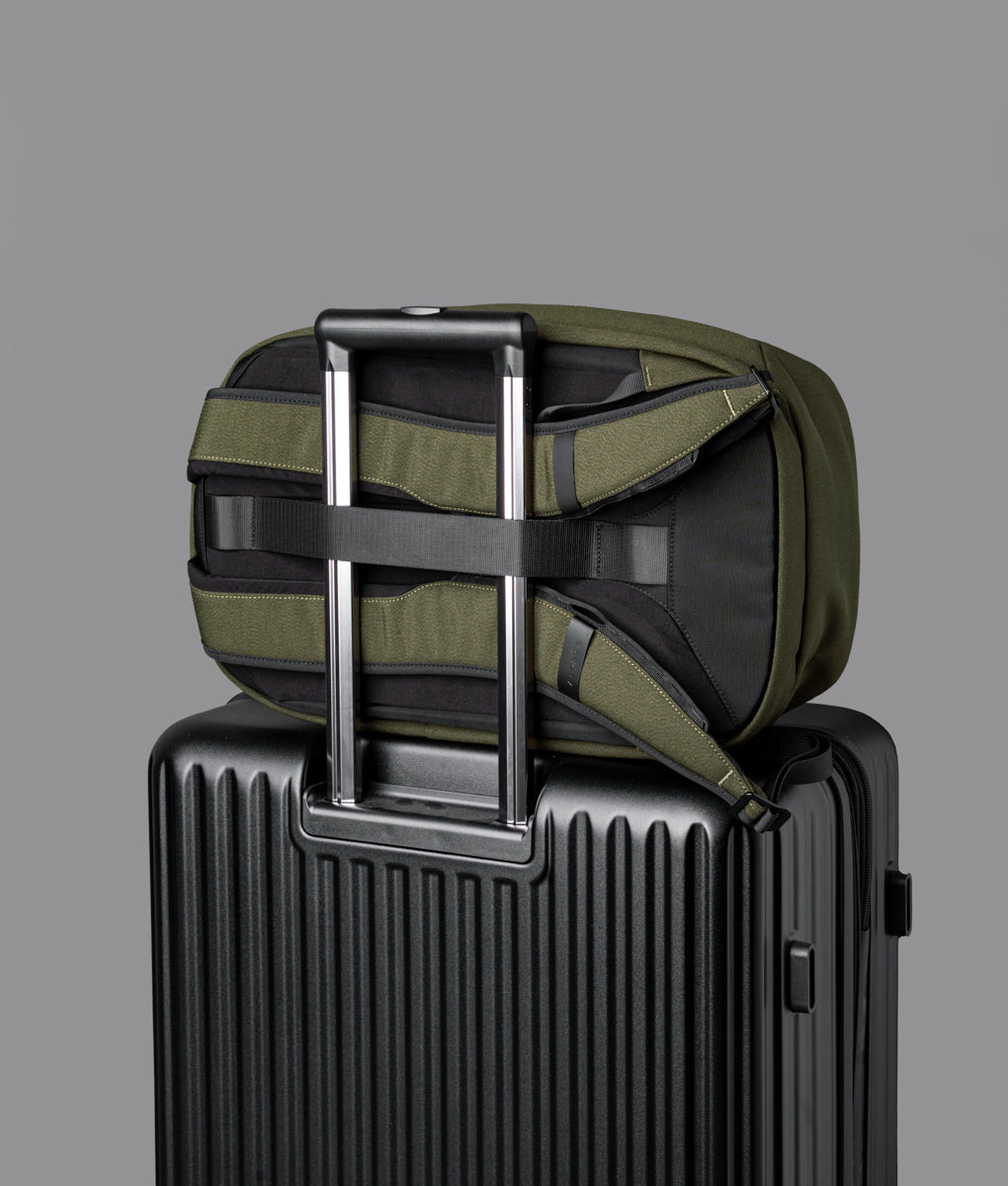 METRO_BACKPACK_24L_AXOFLUX_GREEN_38.jpg